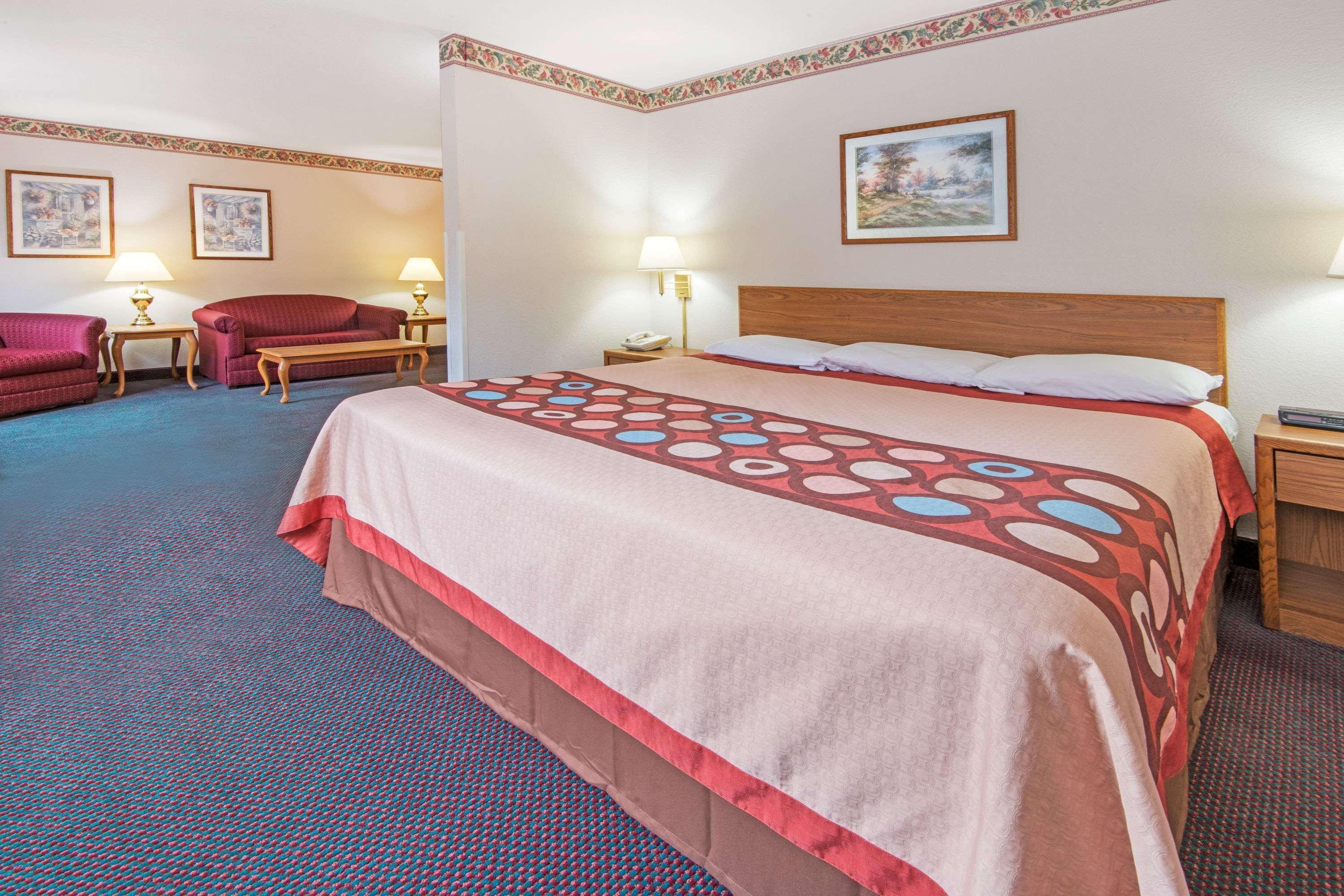 Hotel Super 8 By Wyndham Richfield Cleveland Exterior foto